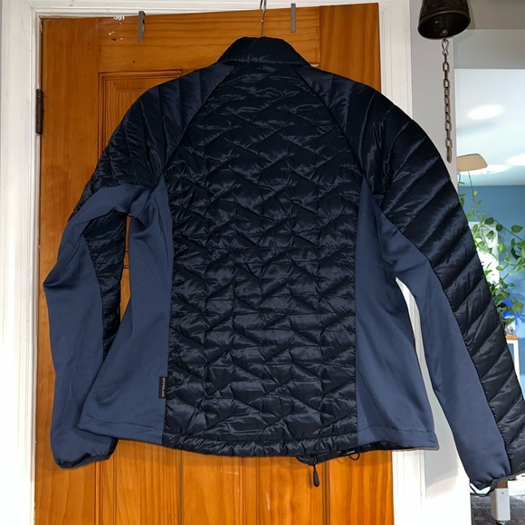 Jack Wolfskin Stormlock Navy Puffer Mid Layer/Jacket with Fleece Side Panels M - Picture 5 of 7